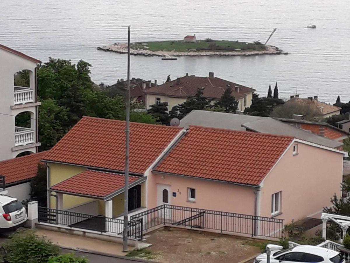 Lighthouse Novi Vinodolski